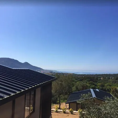 Bungalow De 2 Chambres A Corbara Avec Magnifique Vue Sur La Mer Jardin Amenage Et Wifi * Corbara